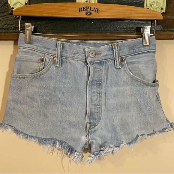 Levi’s Button-fly Jean Shorts Size 25 - Picture 6 of 15